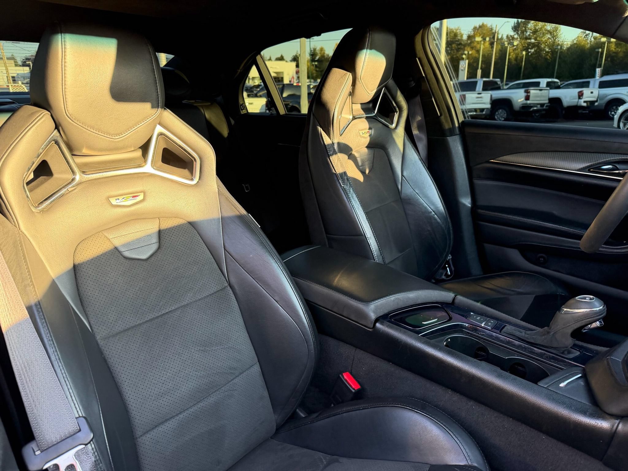 Used 2016 Cadillac CTS V w/ Luxury Package RWD image 20