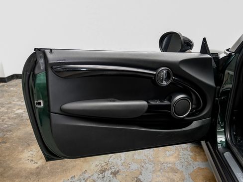Used 2015 MINI Cooper S FWD image 39