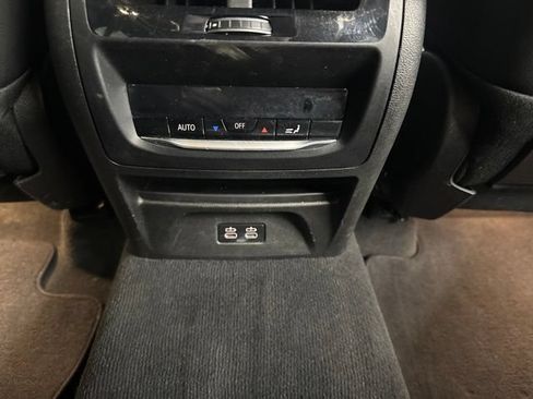 Used 2024 BMW X3 xDrive30i AWD/4WD image 33