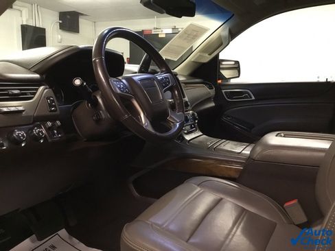 Used 2019 GMC Yukon Denali image 23