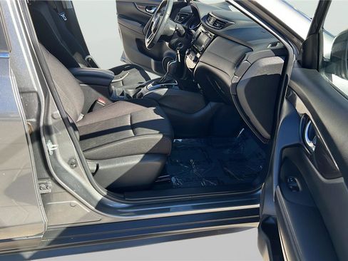 Used 2019 Nissan Rogue S w/ Special Edition Package image 13