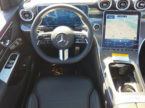 New 2026 Mercedes-Benz GLC 300 image 17