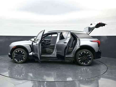 Used 2024 Chevrolet Blazer EV RS AWD/4WD image 46