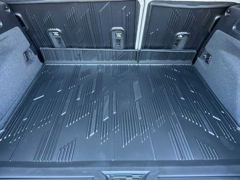 New 2025 Cadillac Lyriq Sport image 15