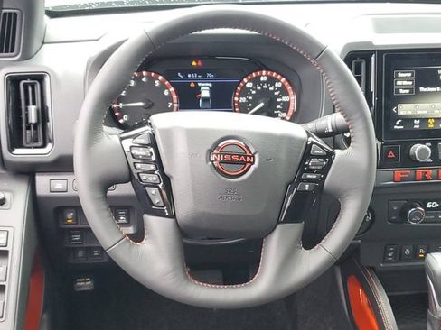 New 2026 Nissan Frontier PRO-4X w/ Pro-4x Convenience Package AWD/4WD image 15