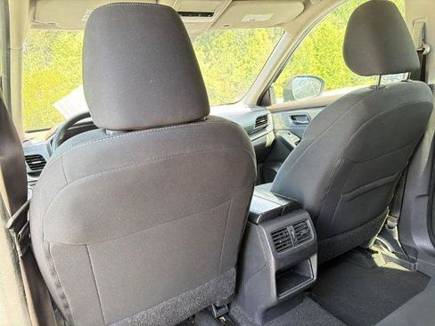 Certified 2023 Nissan Rogue S FWD image 19