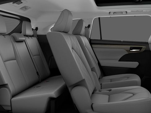 New 2026 Toyota Highlander Platinum image 21