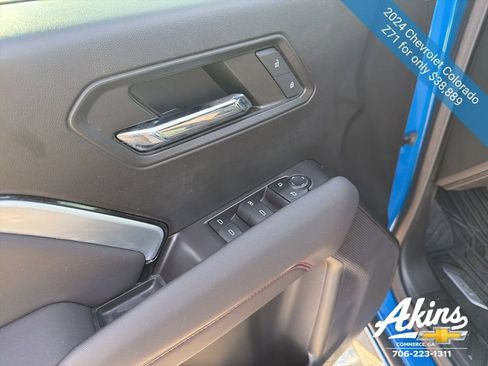 Certified 2024 Chevrolet Colorado Z71 w/ Z71 Convenience Package 2 image 16