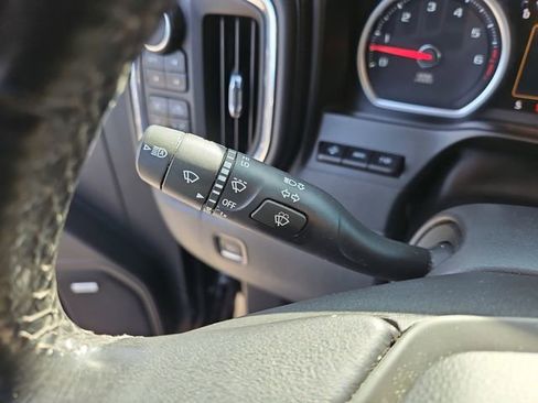 Used 2021 Chevrolet Silverado 1500 High Country w/ Technology Package image 25