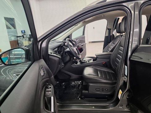 Used 2017 Ford Escape Titanium AWD/4WD image 30