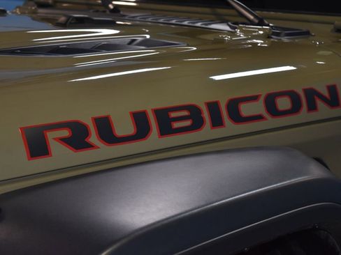 Used 2025 Jeep Wrangler Unlimited Rubicon image 24