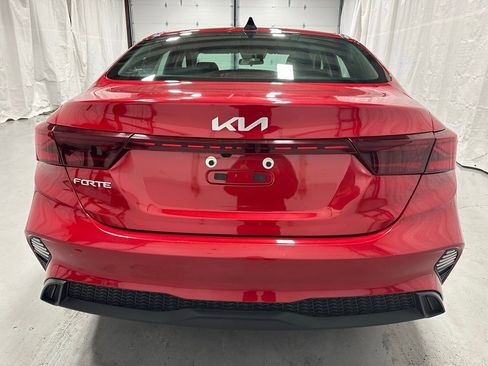 Used 2024 Kia Forte LXS image 6