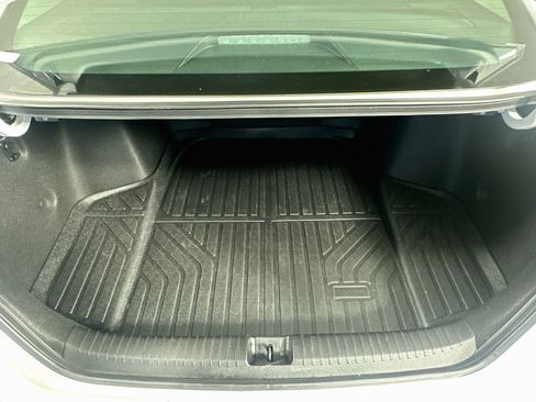 Used 2023 Honda Accord EX image 28