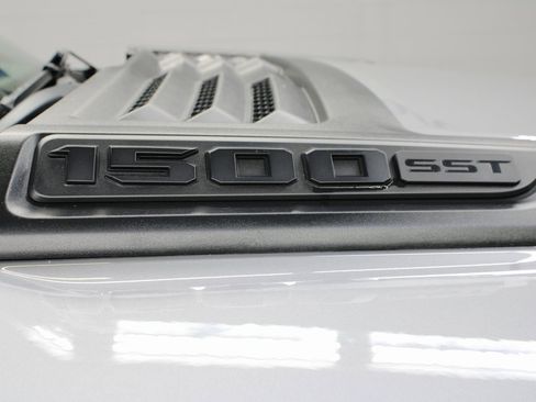 Used 2025 RAM 1500 Rebel image 47