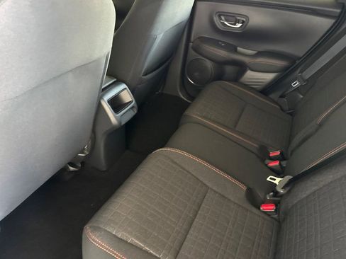Certified 2025 Honda HR-V Sport image 5