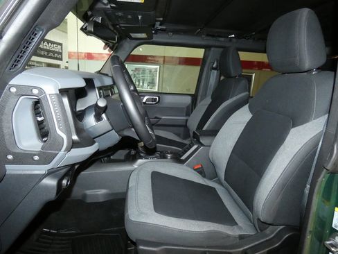 Used 2023 Ford Bronco Big Bend image 9