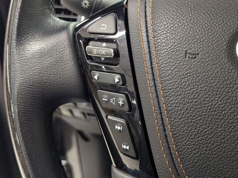 Used 2024 INFINITI QX80 Sensory AWD/4WD image 13