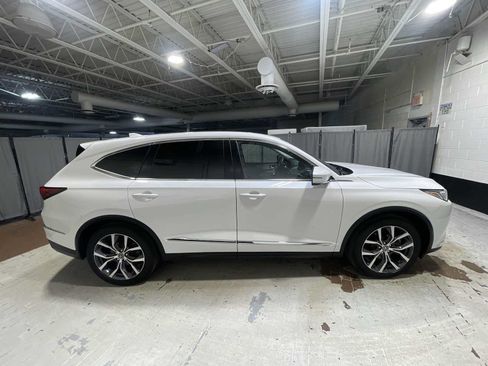 Used 2023 Acura MDX SH-AWD w/ Technology Package image 27