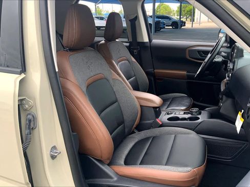 Used 2024 Ford Bronco Sport Outer Banks AWD/4WD image 9