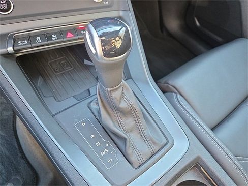 Certified 2025 Audi Q3 2.0T Premium w/ Convenience Package image 16