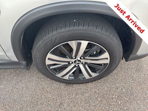 Used 2025 Mitsubishi Outlander Sport LE AWD/4WD image 20