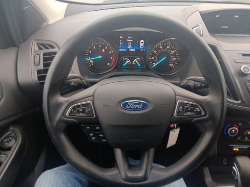 Used 2018 Ford Escape SE image 23