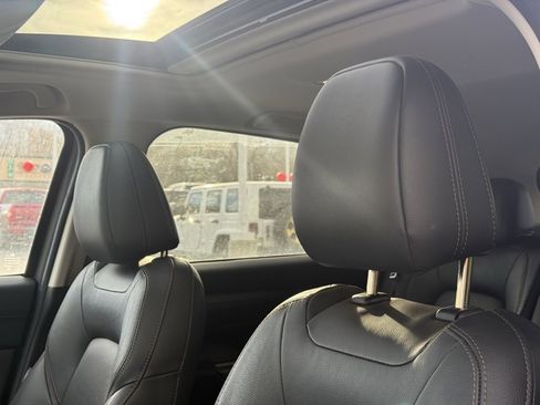 Used 2021 MAZDA CX-5 Touring w/ Touring Preferred SV Package image 11