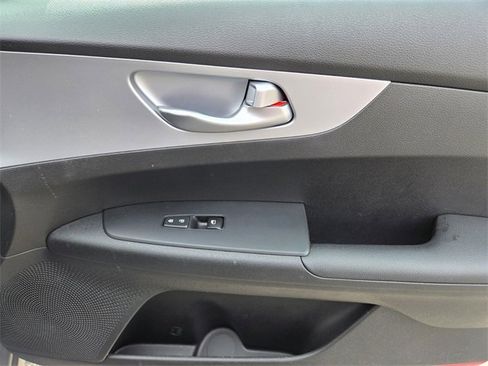 Used 2023 Kia Forte LXS image 22