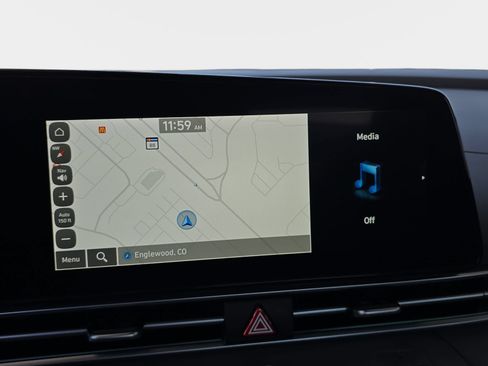Used 2025 Hyundai Elantra SEL FWD image 24