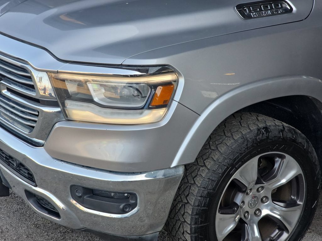 Used 2019 RAM 1500 Laramie AWD/4WD image 22