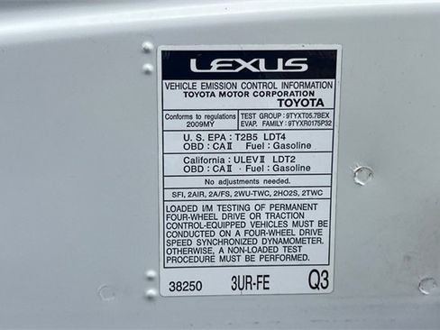 Used 2009 Lexus LX 570 4WD image 36