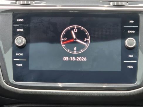 Certified 2023 Volkswagen Tiguan SE R-Line image 20