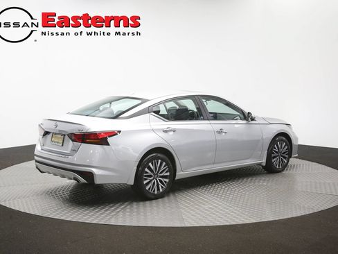 Used 2023 Nissan Altima 2.5 SV w/ SV Premium Package AWD/4WD image 41