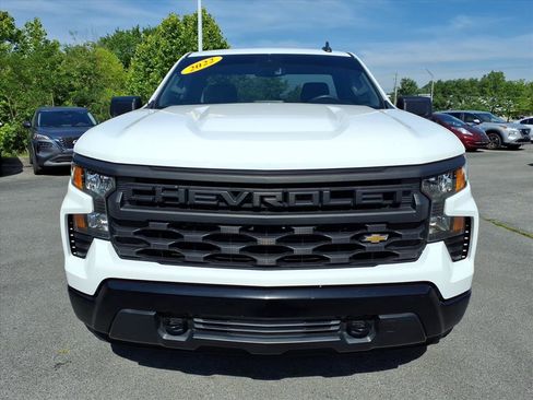 Used 2022 Chevrolet Silverado 1500 W/T w/ WT Value Package AWD/4WD image 9