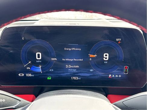 Used 2024 Chevrolet Blazer EV RS image 17