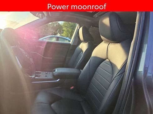 Used 2023 Toyota Highlander XLE AWD/4WD image 6