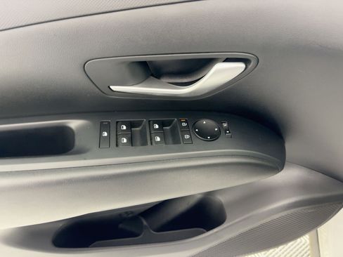 Used 2025 Hyundai Tucson SEL image 13