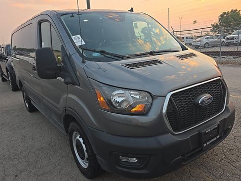 Used 2022 Ford Transit 150 Low Roof RWD image 2