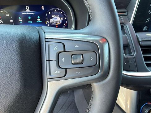Used 2024 Chevrolet Tahoe Z71 w/ Luxury Package AWD/4WD image 29