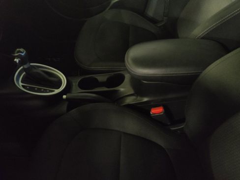 Used 2019 Kia Soul + FWD image 26