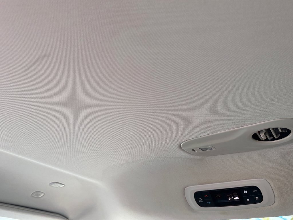 Used 2022 Chrysler Pacifica Touring-L FWD image 18