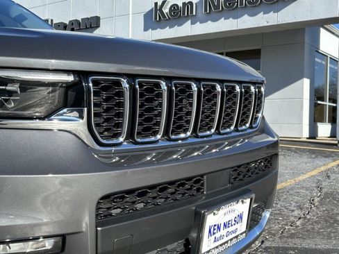 Used 2022 Jeep Grand Cherokee L Limited image 4