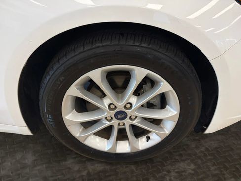 Used 2020 Ford Fusion SE FWD image 35
