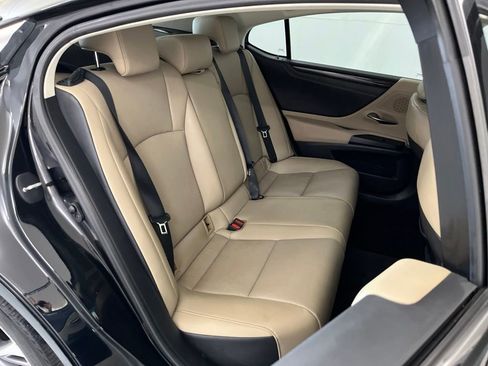 Used 2021 Lexus ES 250 w/ Premium Package AWD/4WD image 20