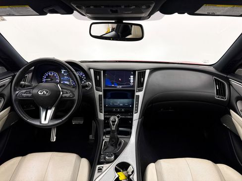 Used 2017 INFINITI Q60 Red Sport 400 image 23