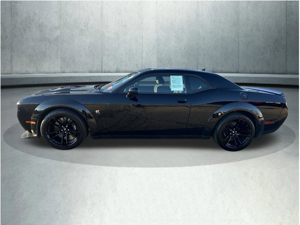 Used 2022 Dodge Challenger R/T Scat Pack RWD image 2