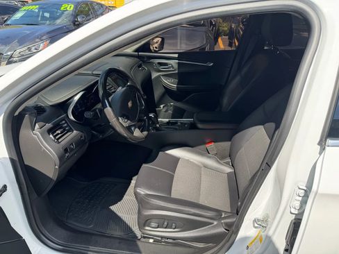 Used 2019 Chevrolet Impala LT image 26