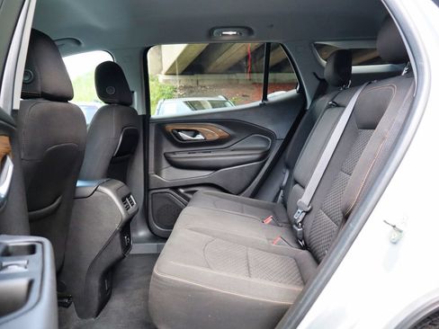 Used 2018 GMC Terrain SLE w/ Driver Convenience Package AWD/4WD image 40