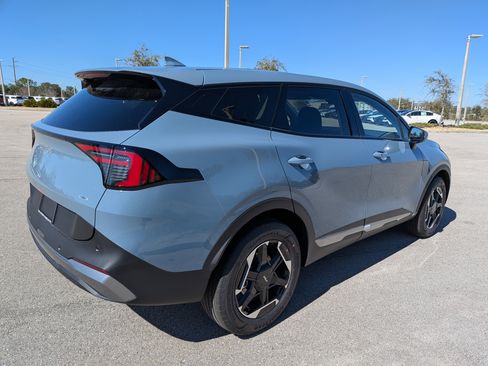 New 2026 Kia Sportage S image 5