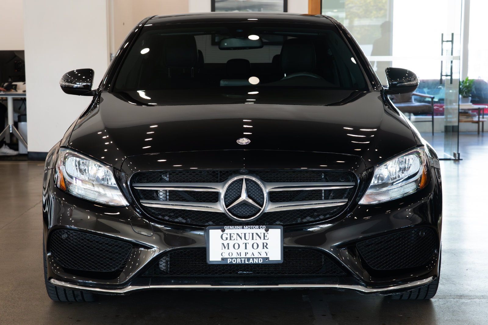 Used 2017 Mercedes-Benz C 300 Sedan image 2